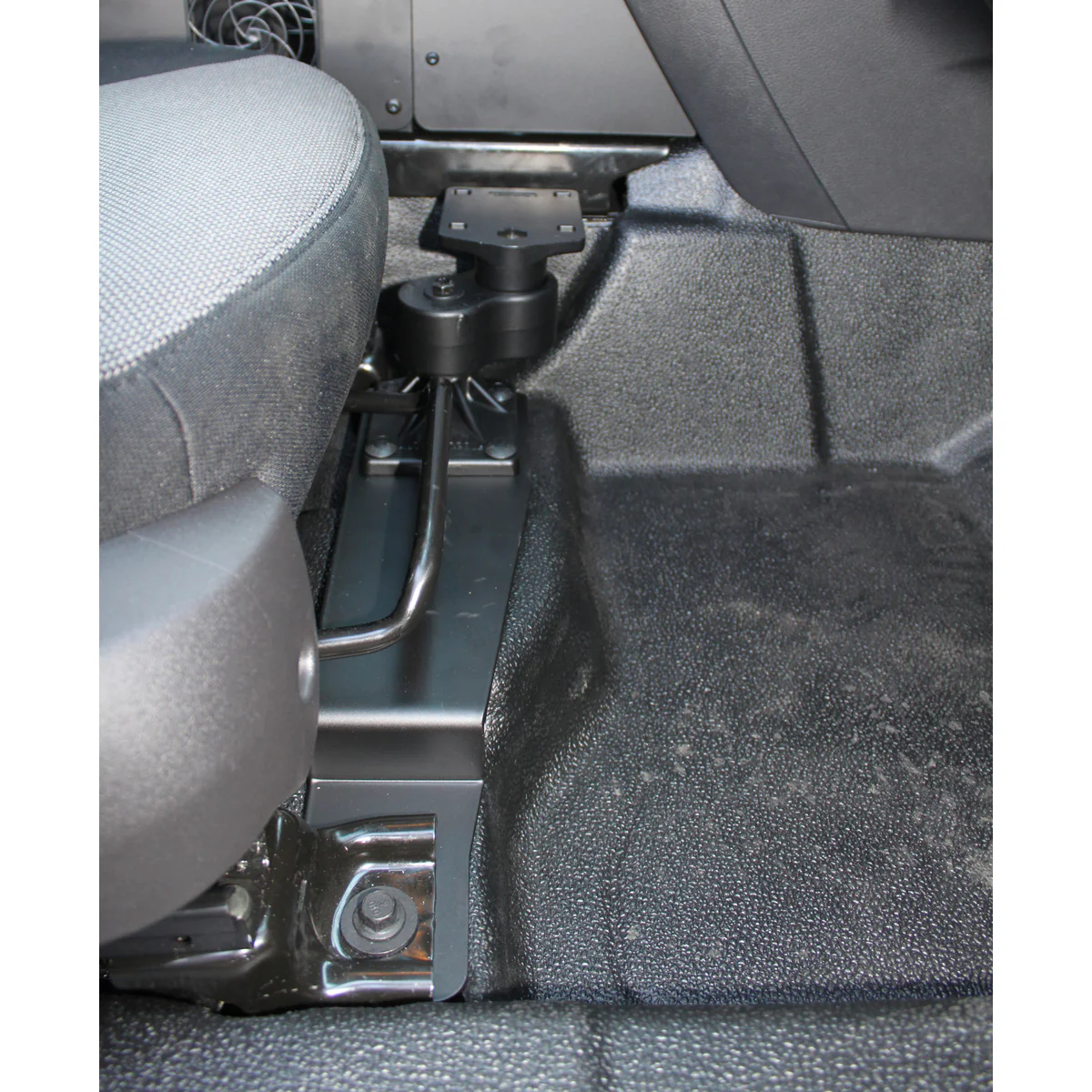 RAM® No-Drill™ Vehicle Base for '13-18 Ford Taurus + More - Image 2
