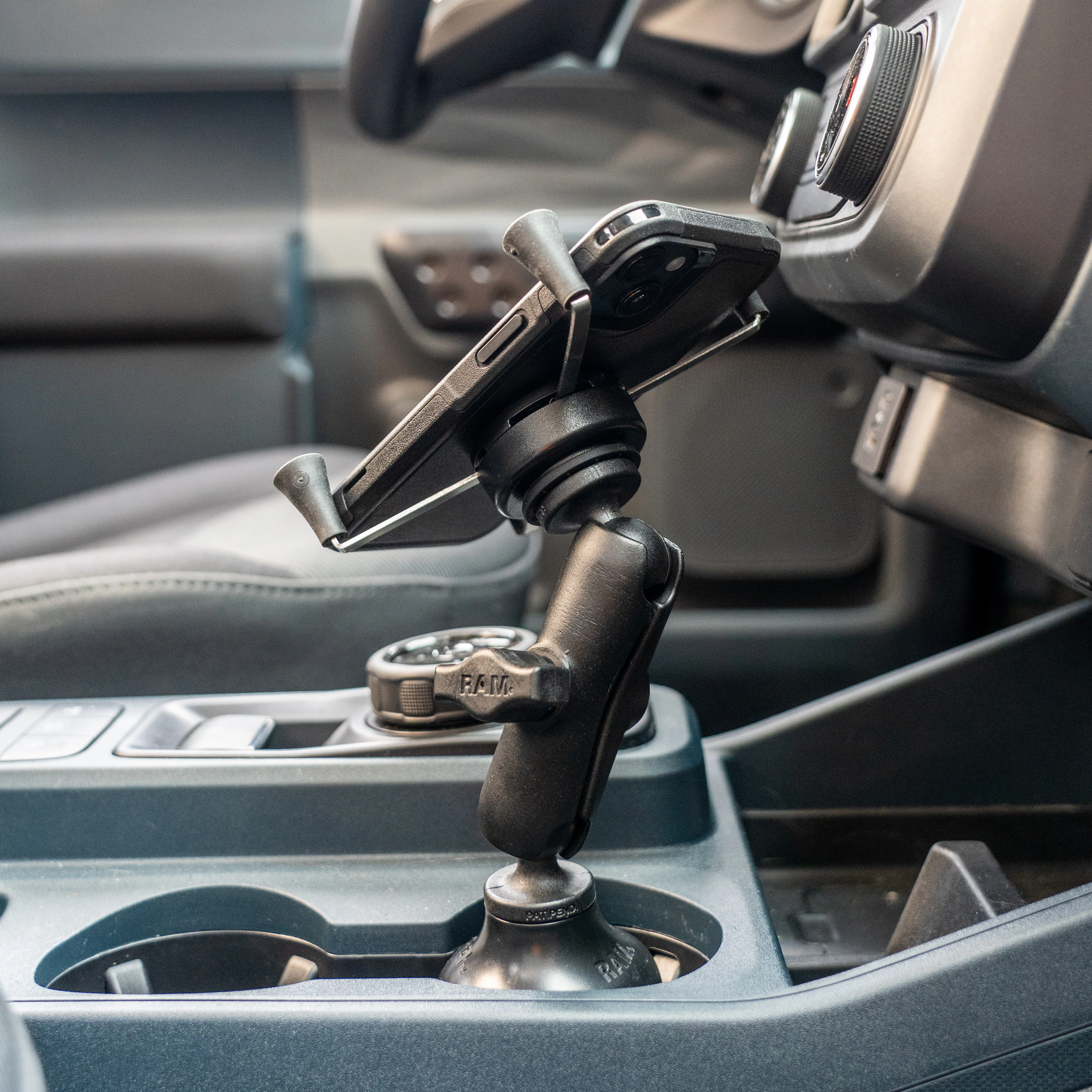 RAM® Stubby™ Cup Holder Mount with Double Socket Arm - Medium - Image 9